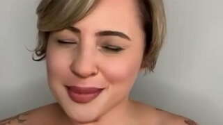 Sėdi juosmens vyras