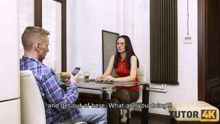 TUTOR4K. Диван англичан йылме дене йытыран секс студентке шупшын репетиторша
