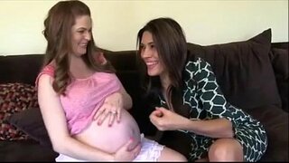 2 milfs සෙල්ලම්