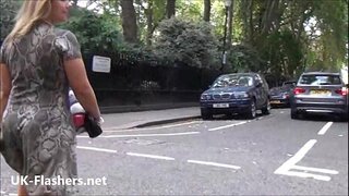 Шањвонї мигающая малламуй Ashley Riders эксгибиционизм дар беруни ва любительская красотка-вуайерист