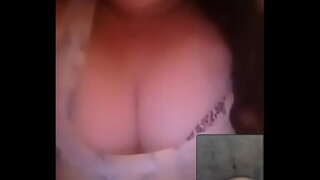 K&amp;aacute;tia Martins mostra as teta no BIGO LIVE