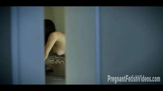 Тахаюллотӣ Зани Ҳомиладор Рогоносца