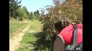 Bata legal na edad na bata ay may maapoy sex