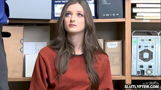 Офицеръёслэн LP сямен райанс зол трахать вагина кензи пуныос-а, кионъёс мур пуз со!