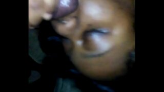 Δεν πηδάει καλά, όταν το υγρό μουνί