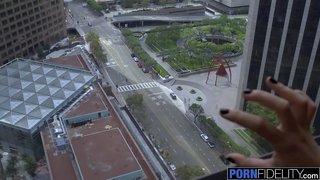 Chad വൈറ്റ് Devoured By Dirrty Anny അറോറ