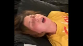 Slut moglie scopata da due cazzi