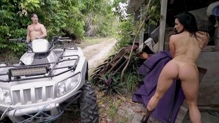 BANGBROS - Amazing ਭੰਡਾਰ ਦੇ ਕੂਗਰ ਪੋਰਨ ਸਿਤਾਰਾ Smokin&#039; ਗਰਮ ਸੋਹਣੀ ਕੁੜੀ ਕੇੰਦਰ ਕਾਮ (1 of 3)