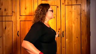 Ханым Эйприл - приучение рабыни к туалету һәм дисциплинированию